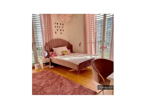 Cama Com Cabeceira De Cama Ondulada De 140 X 190 Cm Em Veludo Cor-De-Rosa Velho - Sagali