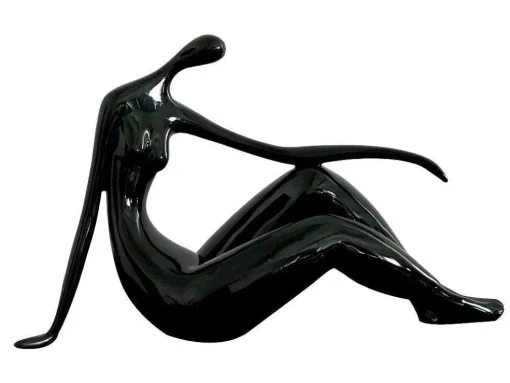 Grande Estátua Madeleine Ii Em Resina - Comp.36 X Alt.22 Cm - Preto