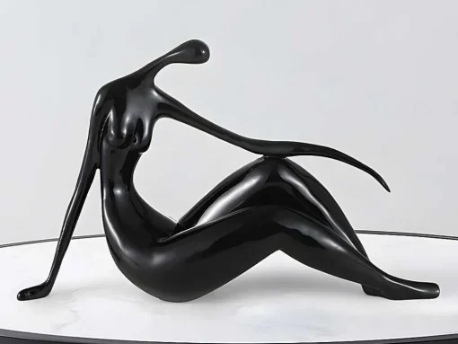 Grande Estátua Madeleine Ii Em Resina - Comp.36 X Alt.22 Cm - Preto