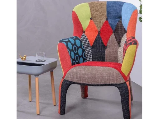 Poltrona Vintage Estofada Em Tecido Patchwork - Capitone - Retalhos