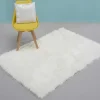 Tapete Imitacao De Pele De Ovelha Sheep - 120 X 170 Cm - Branco